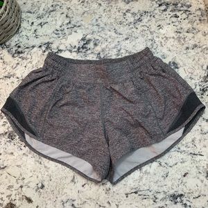 Lululemon Hotty Hot 2.5 inch shorts
